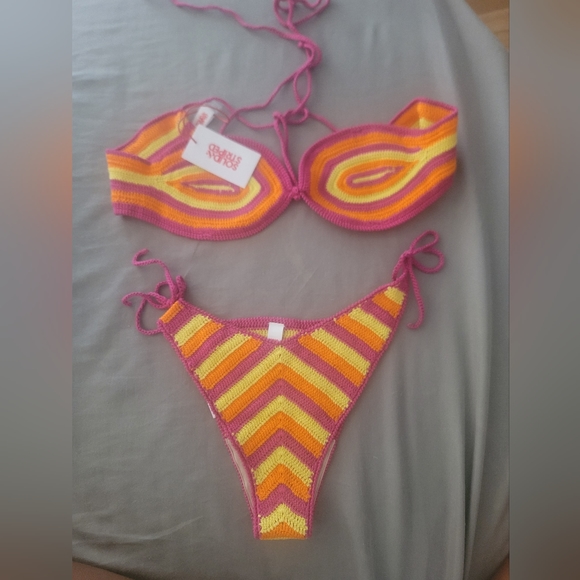 *Solid & Stiped* The Azalea 2 piece crochet swimsuit L Pink/orange/yellow - Picture 3 of 9